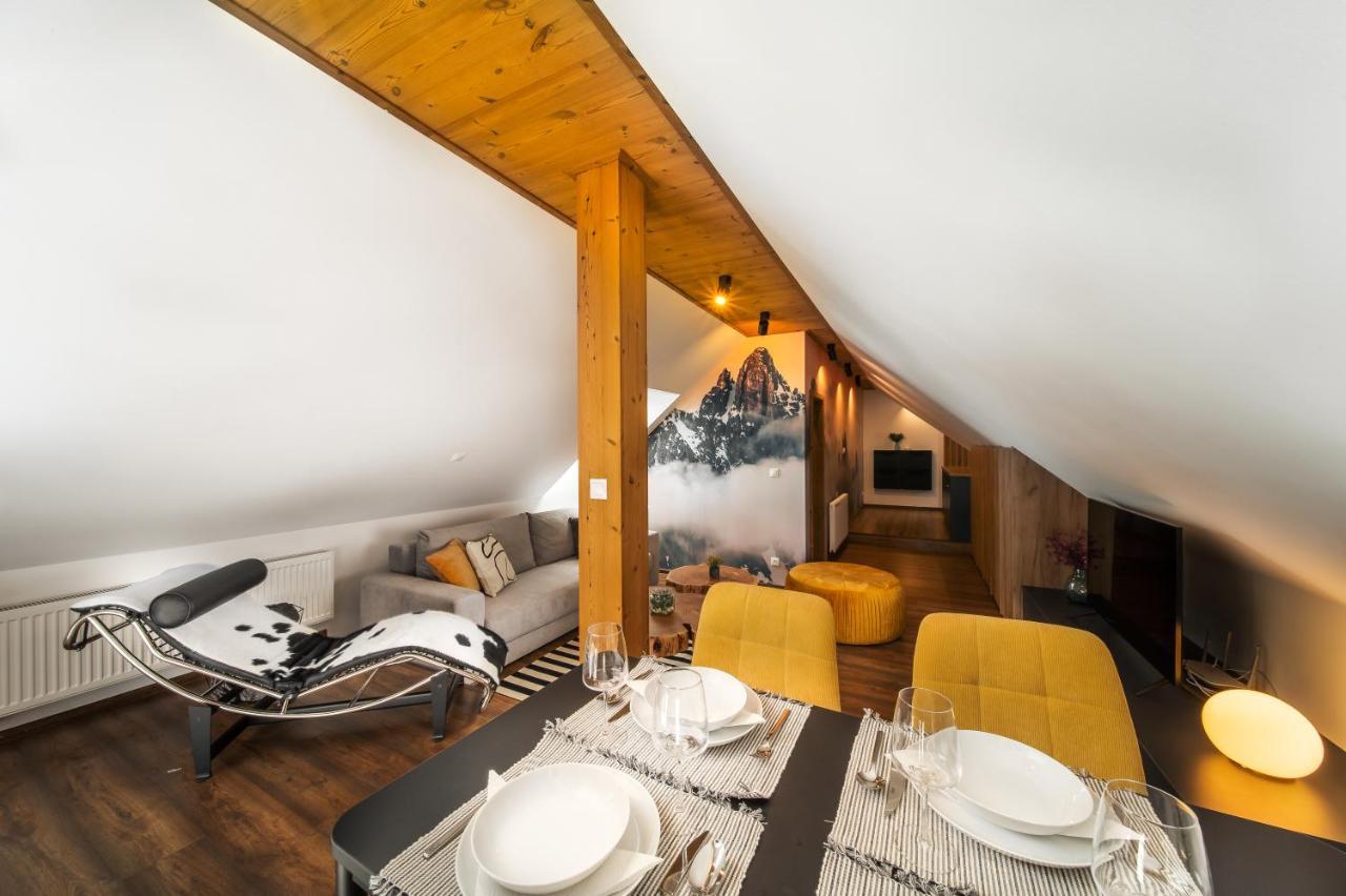 Cozy Mountain Attic Apartment In High Tatras เวลคา ลอมนิตซา ภายนอก รูปภาพ